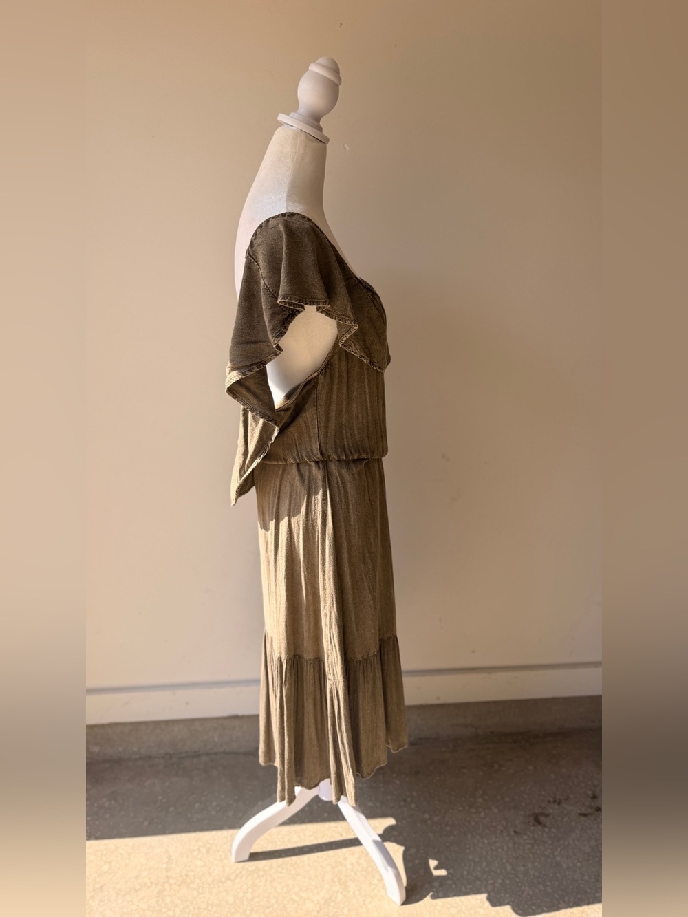 EARTHBOUND Olive Green Ruffle Tiered Midi Dress - Picture 4 of 5